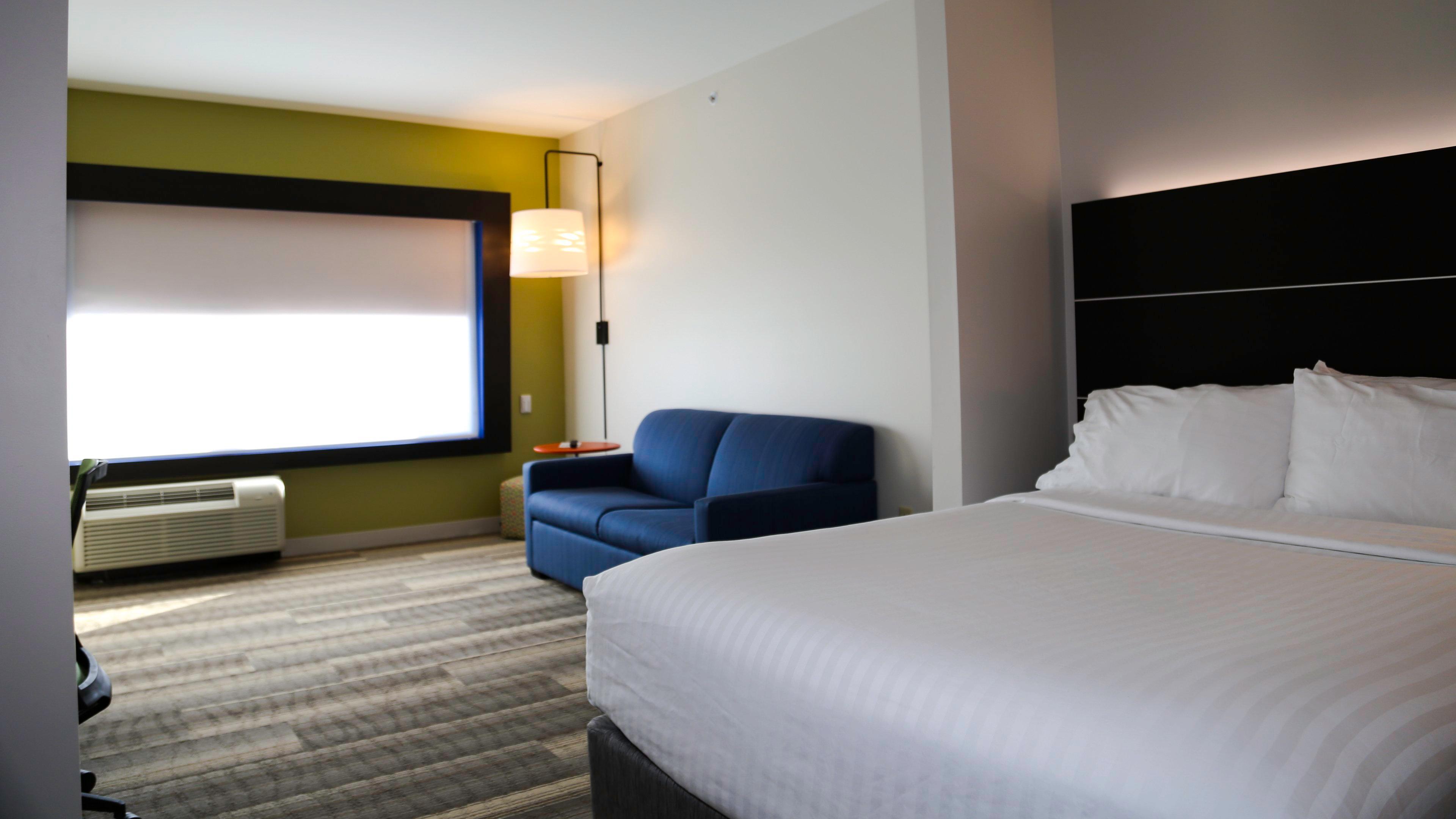 Holiday Inn Express & Suites Kingston-Ulster, An Ihg Hotel Lake Katrine Exterior photo
